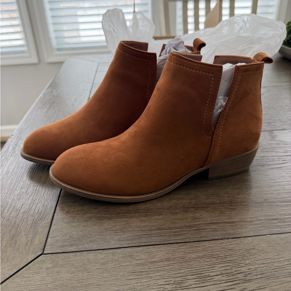 NWT Journee Collection Rimi Booties - Picture 6 of 8